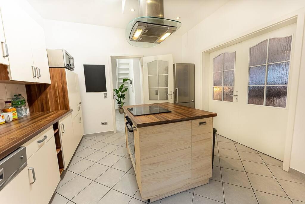 Loft Mit Billard-Tisch Und Ps4 Διαμέρισμα Βούρπεταλ Εξωτερικό φωτογραφία